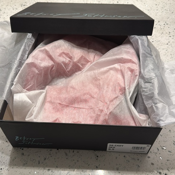 Betsey Johnson CADY Sparling stones Red Booties Brand New in Box - Picture 12 of 12